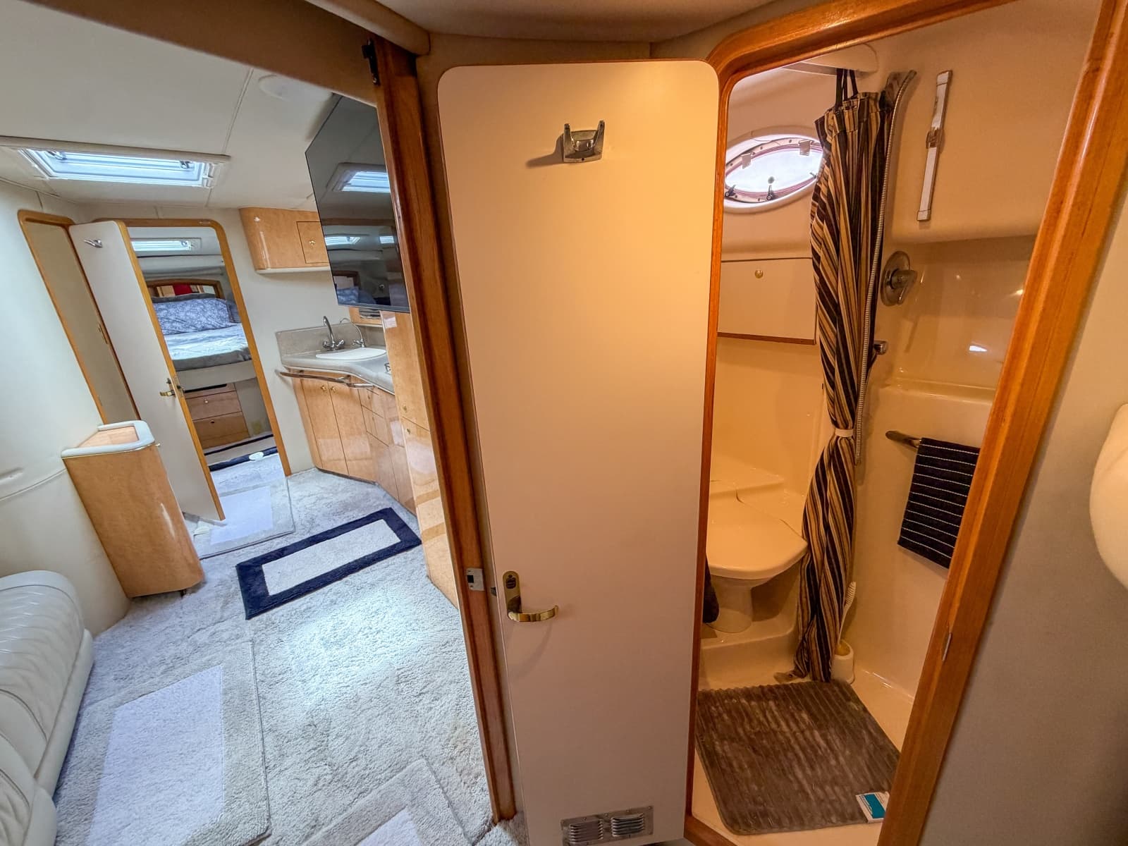 1997 Sea Ray 450 Sundancer - Photo 17