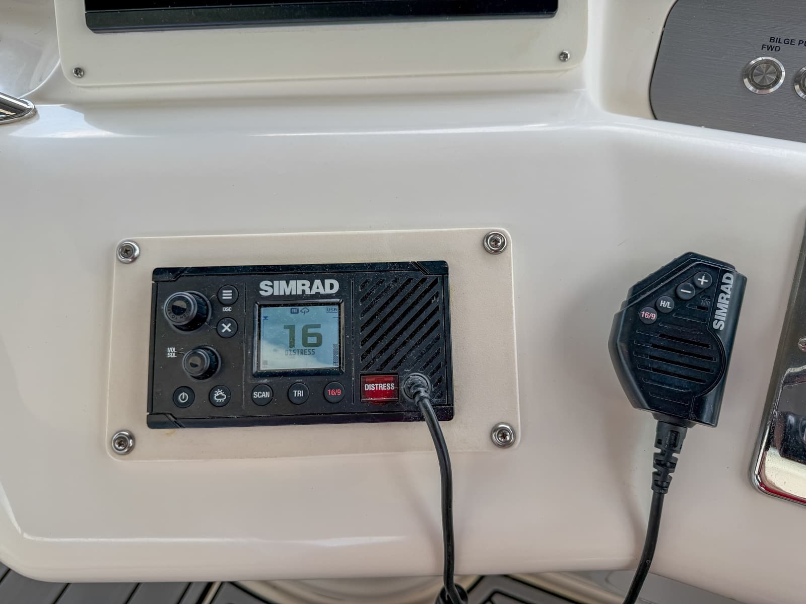 1997 Sea Ray 450 Sundancer - Photo 32