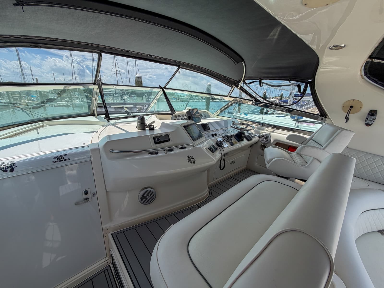 1997 Sea Ray 450 Sundancer - Photo 22