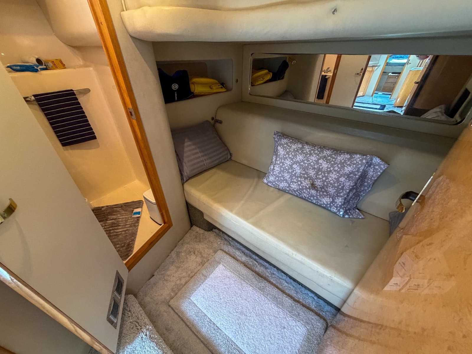 1997 Sea Ray 450 Sundancer - Photo 16