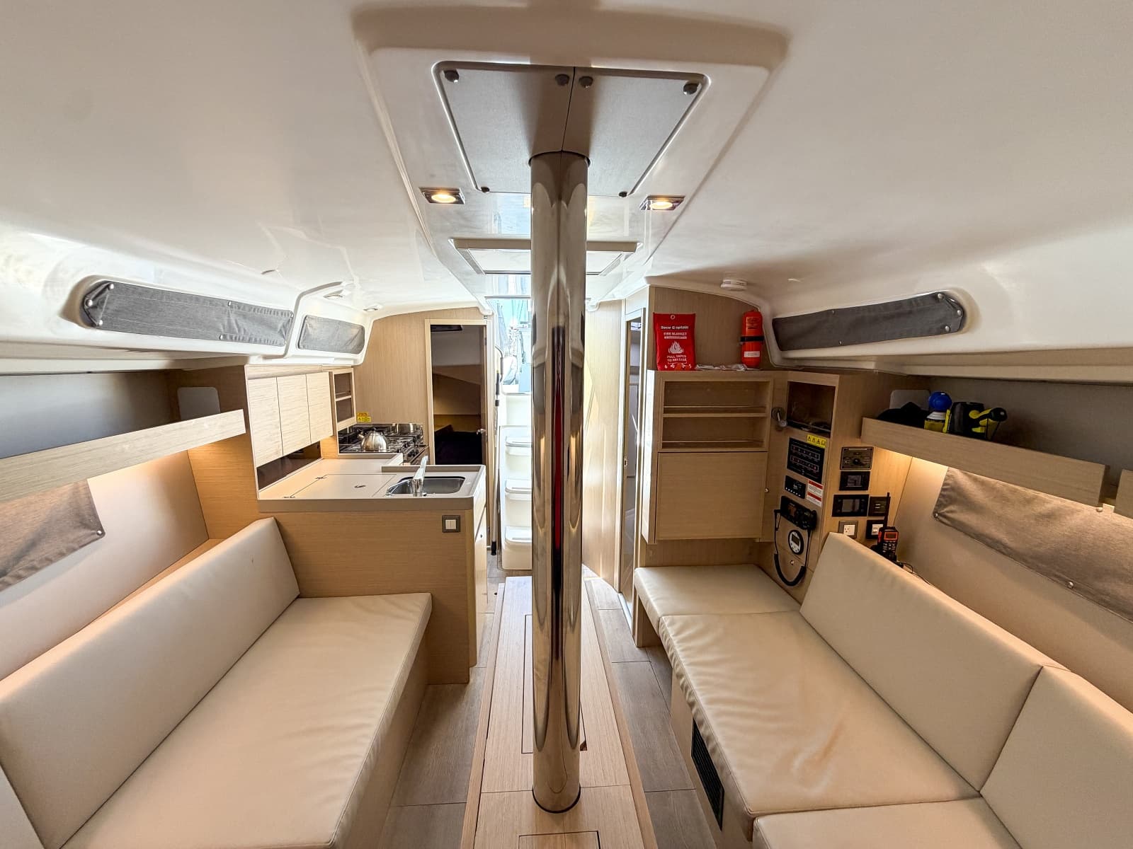 2024 Beneteau 34.1 - Photo 27