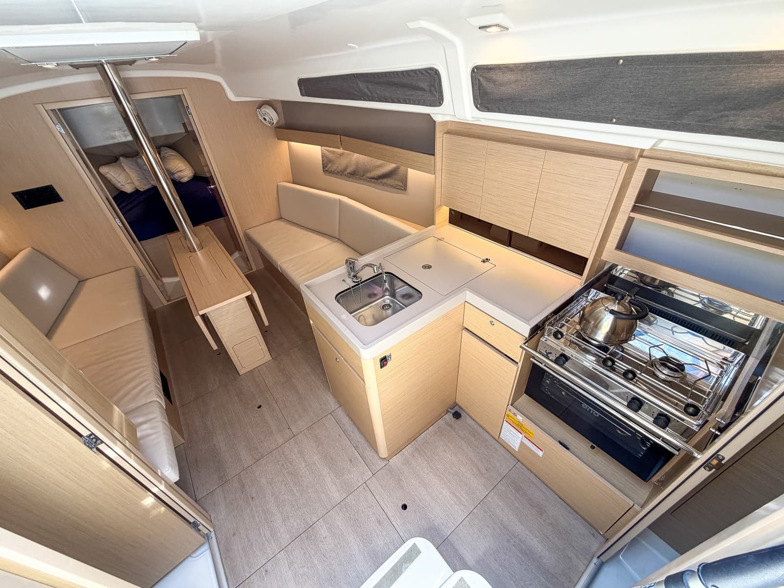 2024 Beneteau 34.1 - Photo 4