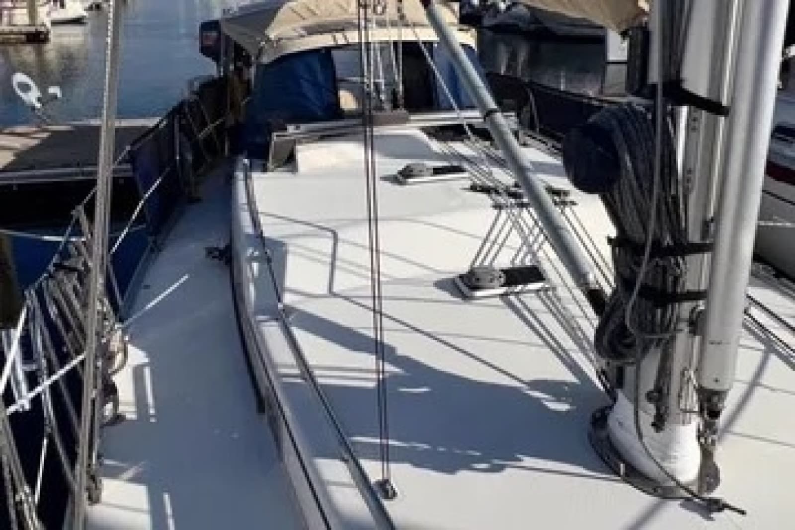 2011 Reliance 44 - Photo 21